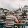 La fête de la Belle Angèle sur le quai d'en face